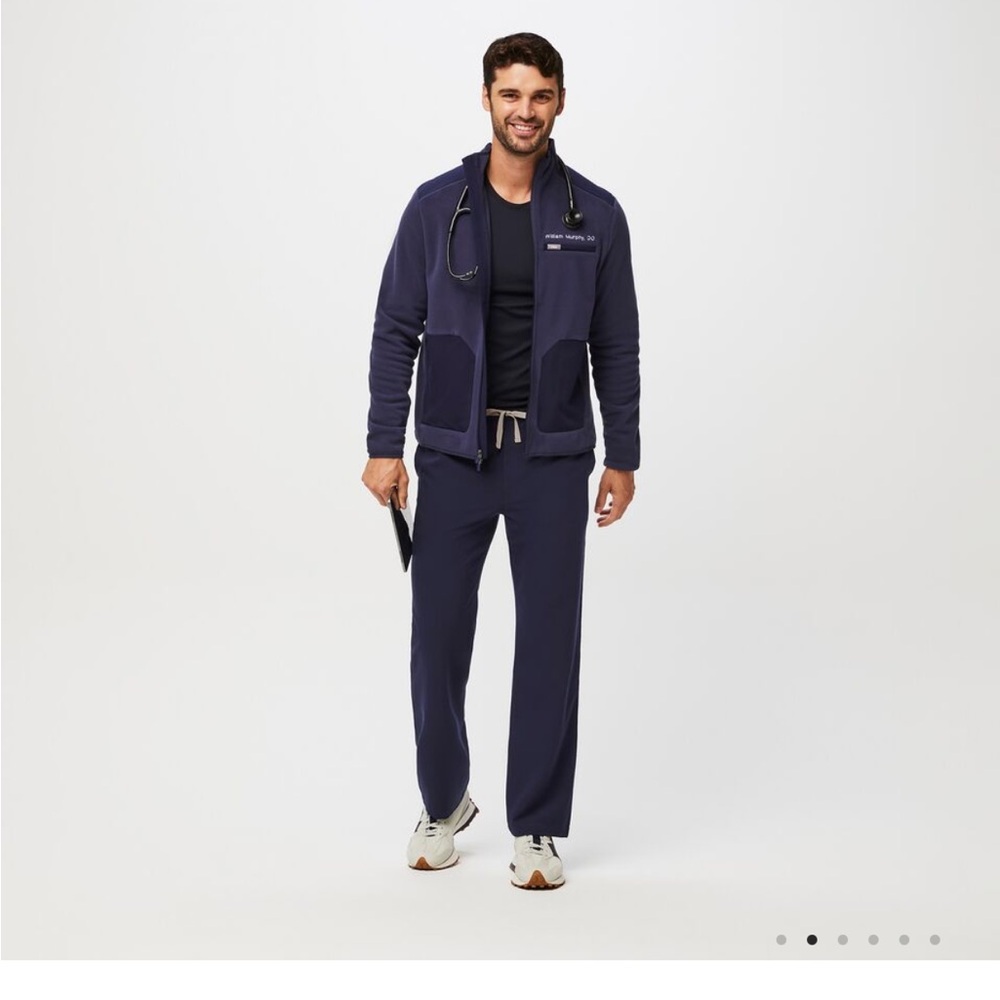 Figs men’s pisco technical scrub pants- size medium